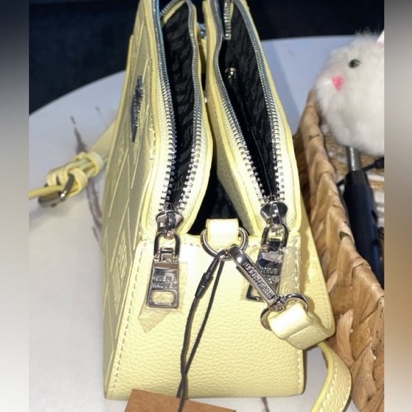 STEVE MADDEN BDaisy Crossbody Bag In Yellow - Picture 7 of 12